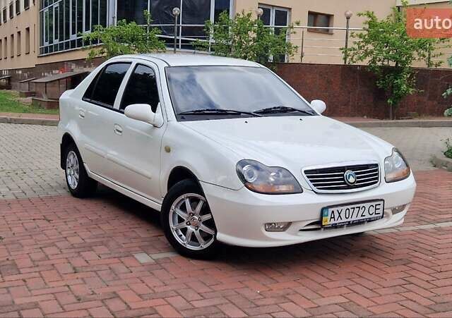 Белый Джили МР, объемом двигателя 1.5 л и пробегом 35 тыс. км за 2800 $, фото 2 на Automoto.ua