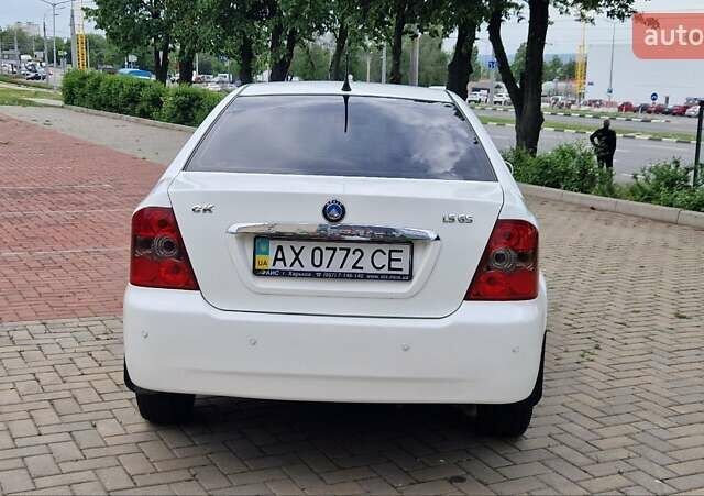 Білий Джилі МР, об'ємом двигуна 1.5 л та пробігом 35 тис. км за 2800 $, фото 10 на Automoto.ua