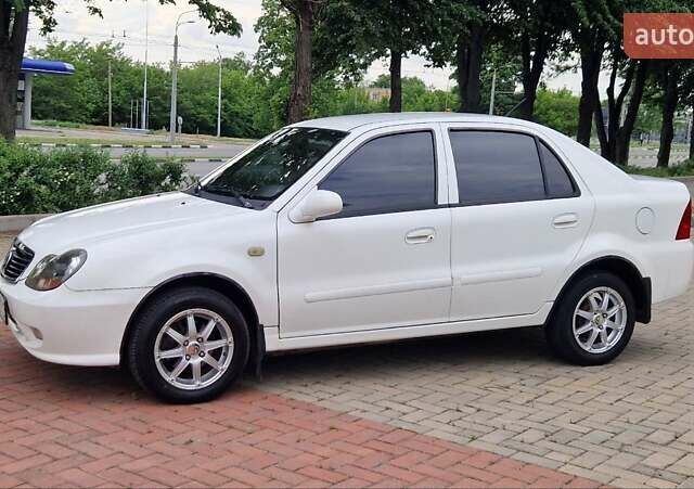 Джилі МР 2009 у Харкові на Automoto.ua Білий Джилі МР, об'ємом двигуна 1.5 л та пробігом 35 тис. км за 2800 $, фото 13 на Automoto.ua