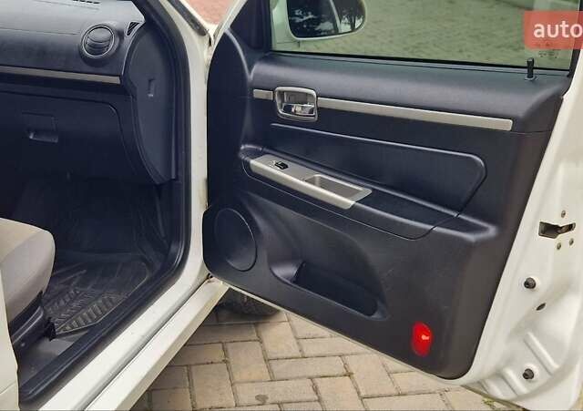 Білий Джилі МР, об'ємом двигуна 1.5 л та пробігом 35 тис. км за 2800 $, фото 16 на Automoto.ua