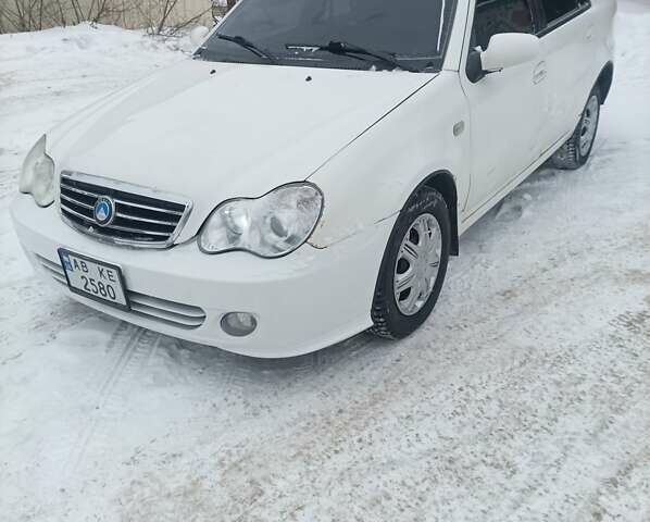 Белый Джили МР, объемом двигателя 1.5 л и пробегом 92 тыс. км за 1600 $, фото 4 на Automoto.ua