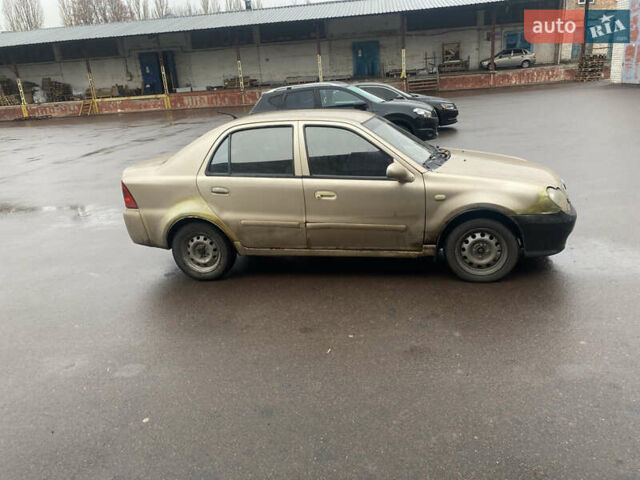 Бежевый Джили МР, объемом двигателя 1.5 л и пробегом 263 тыс. км за 750 $, фото 2 на Automoto.ua