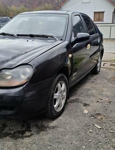 Черный Джили МР, объемом двигателя 1.5 л и пробегом 180 тыс. км за 1000 $, фото 1 на Automoto.ua