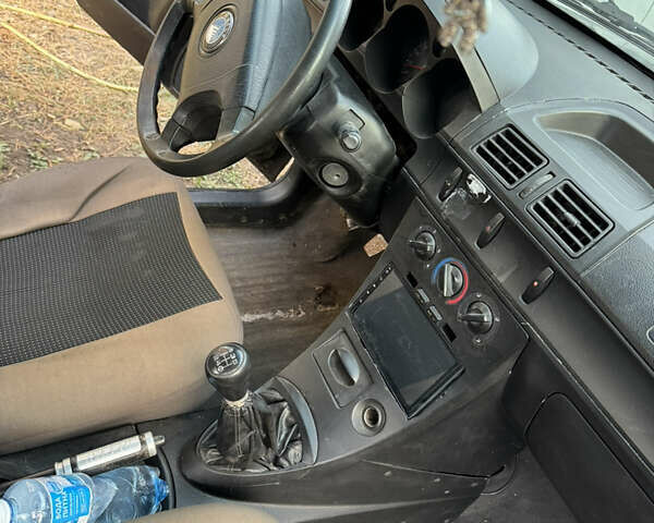 Черный Джили МР, объемом двигателя 1.6 л и пробегом 240 тыс. км за 1900 $, фото 3 на Automoto.ua