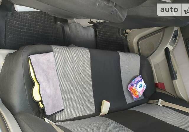 Джили МР, объемом двигателя 1.5 л и пробегом 270 тыс. км за 1999 $, фото 6 на Automoto.ua