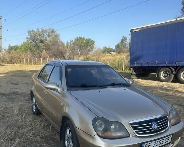 Желтый Джили МР, объемом двигателя 1.5 л и пробегом 137 тыс. км за 1700 $, фото 1 на Automoto.ua