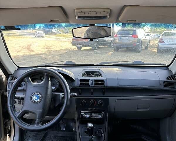 Желтый Джили МР, объемом двигателя 1.5 л и пробегом 137 тыс. км за 1700 $, фото 6 на Automoto.ua