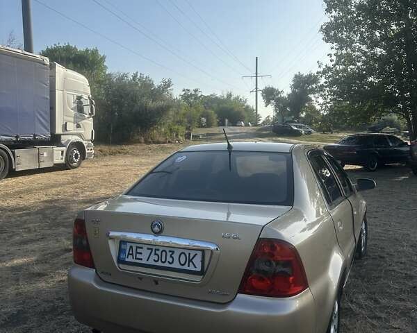 Желтый Джили МР, объемом двигателя 1.5 л и пробегом 137 тыс. км за 1700 $, фото 2 на Automoto.ua