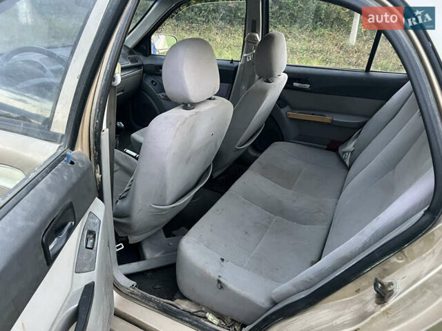 Жовтий Джилі МР, об'ємом двигуна 1.5 л та пробігом 220 тис. км за 900 $, фото 15 на Automoto.ua