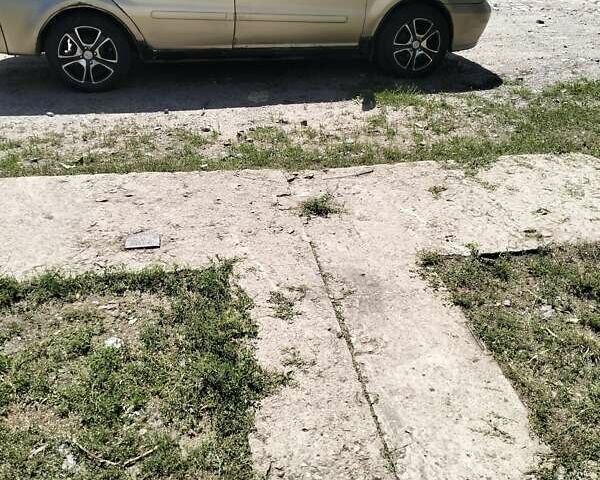 Желтый Джили МР, объемом двигателя 1.5 л и пробегом 138 тыс. км за 1800 $, фото 7 на Automoto.ua