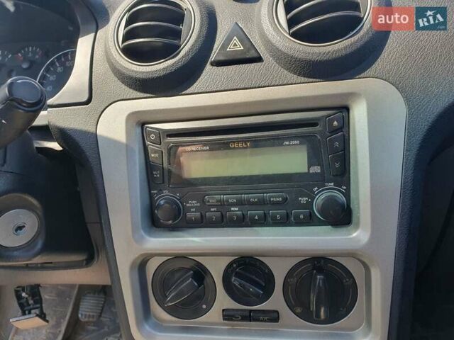 Жовтий Джилі МР, об'ємом двигуна 1.5 л та пробігом 160 тис. км за 750 $, фото 7 на Automoto.ua