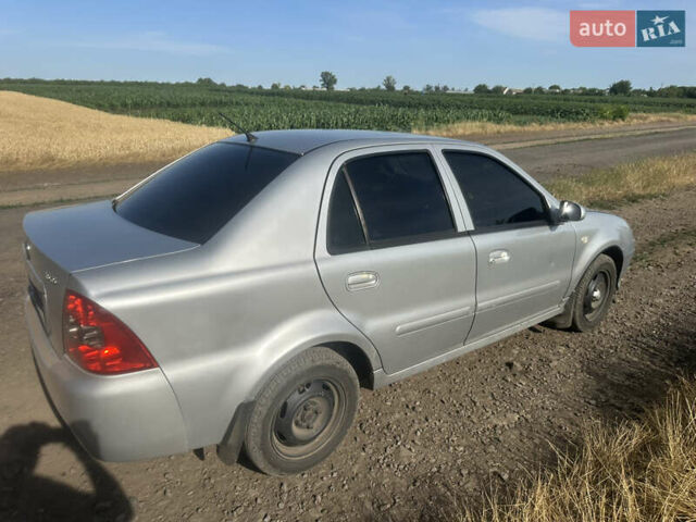 Серый Джили МР, объемом двигателя 1.5 л и пробегом 140 тыс. км за 2800 $, фото 2 на Automoto.ua