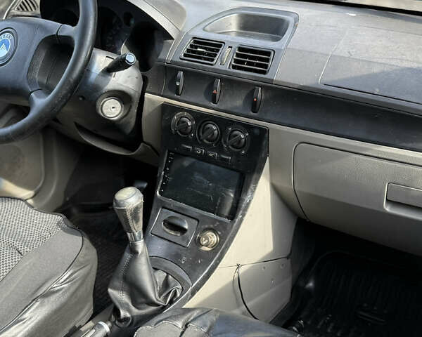 Сірий Джилі МР, об'ємом двигуна 1.5 л та пробігом 97 тис. км за 1750 $, фото 8 на Automoto.ua