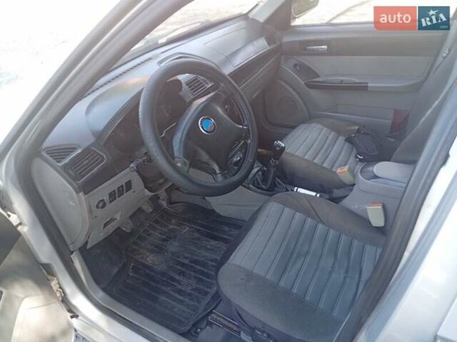Сірий Джилі МР, об'ємом двигуна 1.5 л та пробігом 221 тис. км за 1650 $, фото 2 на Automoto.ua