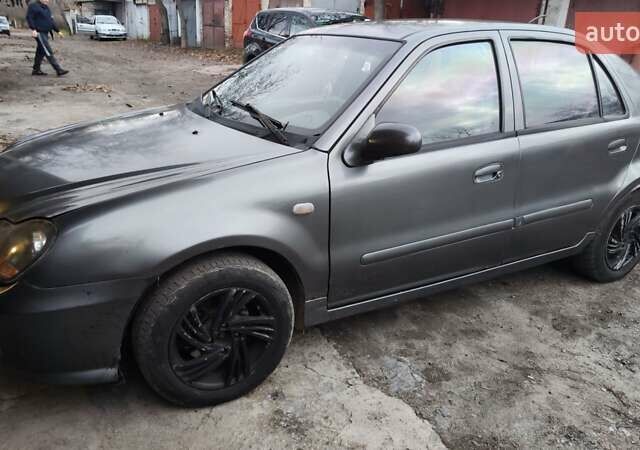 Сірий Джилі МР, об'ємом двигуна 1.5 л та пробігом 111 тис. км за 1399 $, фото 5 на Automoto.ua