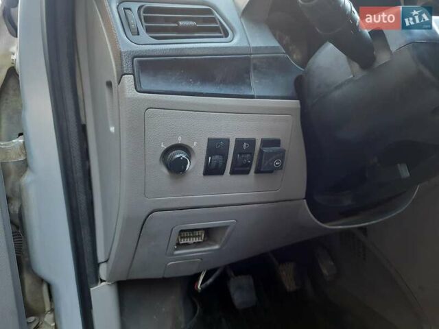 Серый Джили МР, объемом двигателя 1.5 л и пробегом 250 тыс. км за 900 $, фото 8 на Automoto.ua