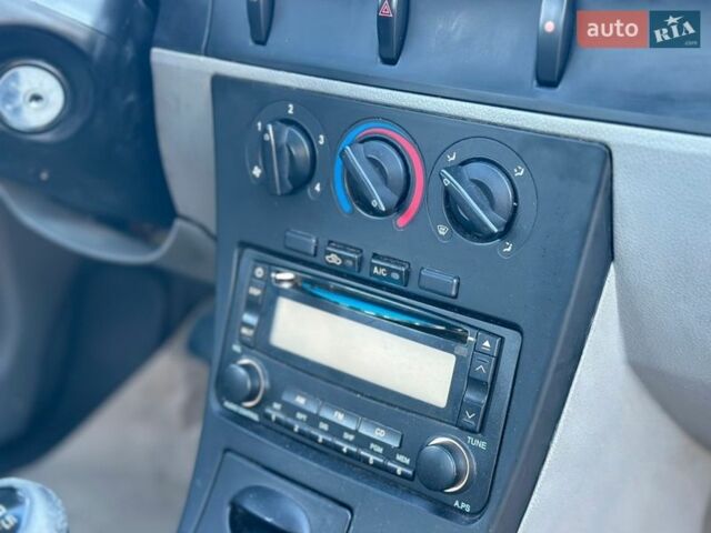 Серый Джили МР, объемом двигателя 1.5 л и пробегом 60 тыс. км за 3200 $, фото 7 на Automoto.ua