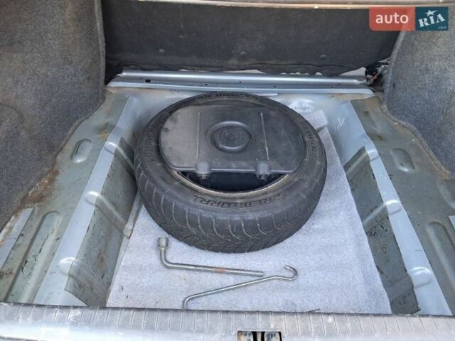 Сірий Джилі МР, об'ємом двигуна 1.5 л та пробігом 107 тис. км за 1900 $, фото 10 на Automoto.ua