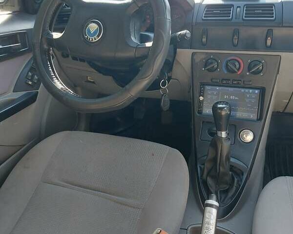 Сірий Джилі МР, об'ємом двигуна 1.5 л та пробігом 98 тис. км за 1700 $, фото 3 на Automoto.ua