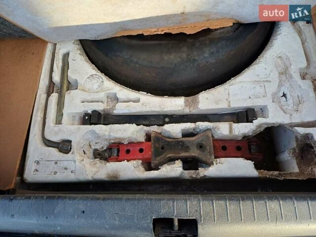 Синий Джили МР, объемом двигателя 1.5 л и пробегом 350 тыс. км за 1600 $, фото 10 на Automoto.ua