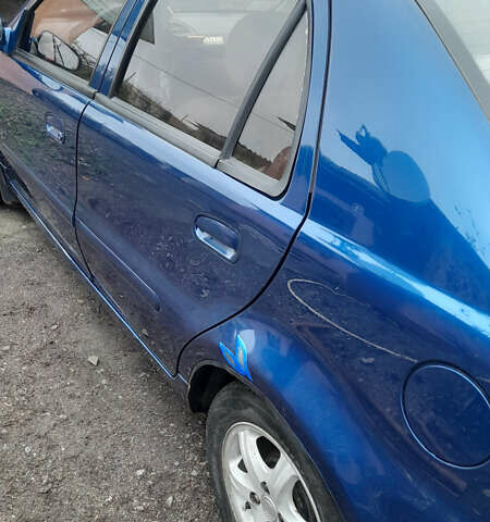 Синий Джили МР, объемом двигателя 1.5 л и пробегом 185 тыс. км за 2100 $, фото 2 на Automoto.ua