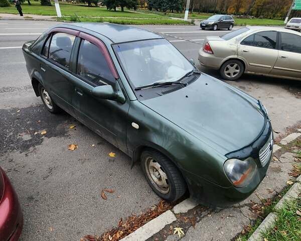 Зеленый Джили МР, объемом двигателя 1.5 л и пробегом 300 тыс. км за 1500 $, фото 1 на Automoto.ua