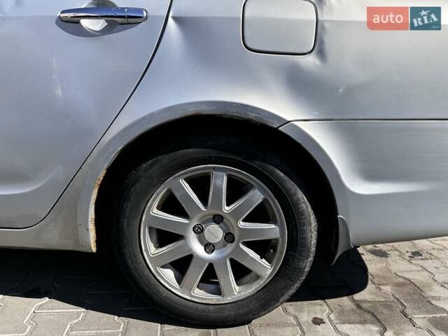 Сірий Джилі Мапл Ц82, об'ємом двигуна 1.8 л та пробігом 266 тис. км за 1800 $, фото 20 на Automoto.ua