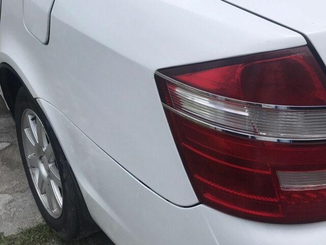 Белый Джили Мапл, объемом двигателя 0 л и пробегом 200 тыс. км за 3200 $, фото 2 на Automoto.ua