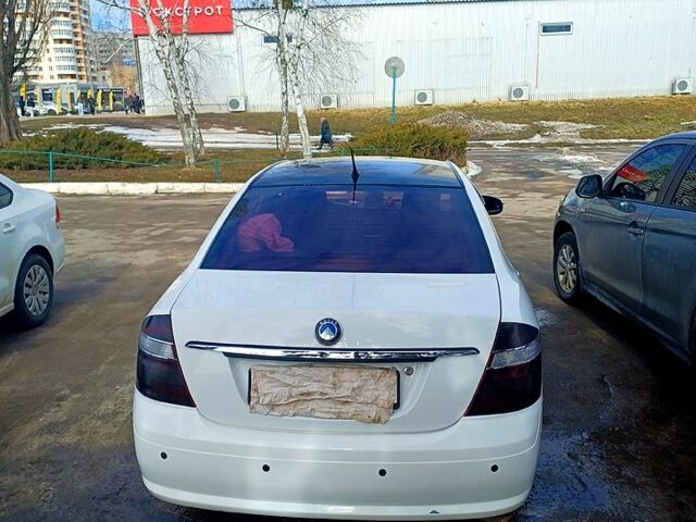 Белый Джили Мапл, объемом двигателя 1.8 л и пробегом 186 тыс. км за 3499 $, фото 4 на Automoto.ua