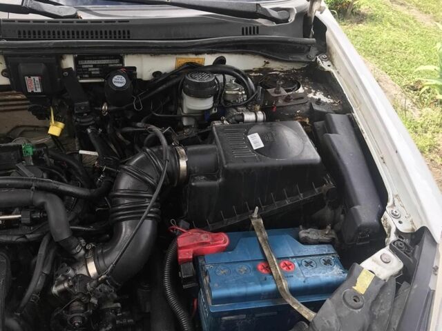 Белый Джили Мапл, объемом двигателя 0 л и пробегом 200 тыс. км за 3200 $, фото 7 на Automoto.ua