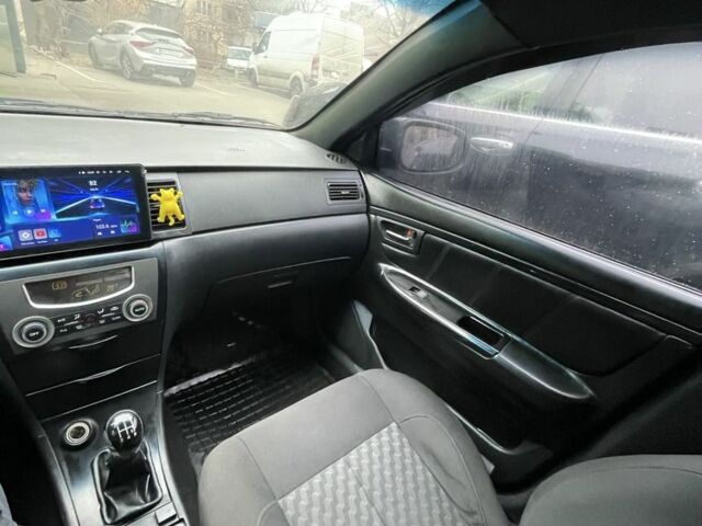 Черный Джили Мапл, объемом двигателя 1.8 л и пробегом 170 тыс. км за 2900 $, фото 12 на Automoto.ua