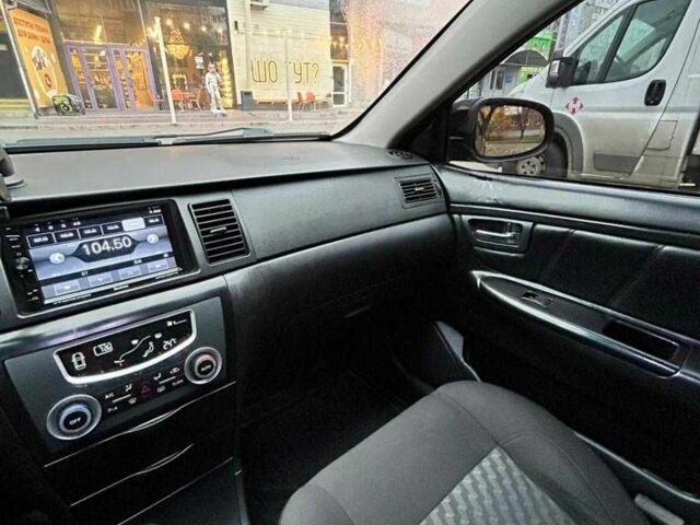 Чорний Джилі Мапл, об'ємом двигуна 1.8 л та пробігом 54 тис. км за 2500 $, фото 18 на Automoto.ua