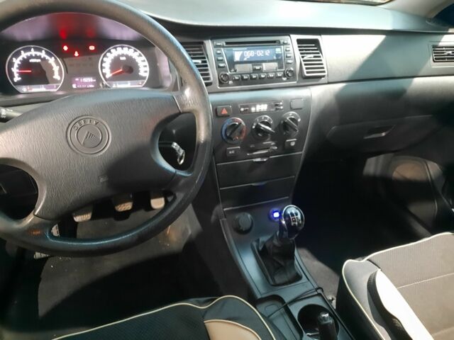 Черный Джили Мапл, объемом двигателя 1.8 л и пробегом 124 тыс. км за 3700 $, фото 8 на Automoto.ua