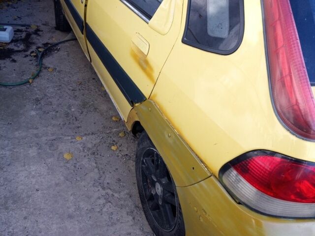 Желтый Джили Мапл, объемом двигателя 1.8 л и пробегом 100 тыс. км за 953 $, фото 7 на Automoto.ua