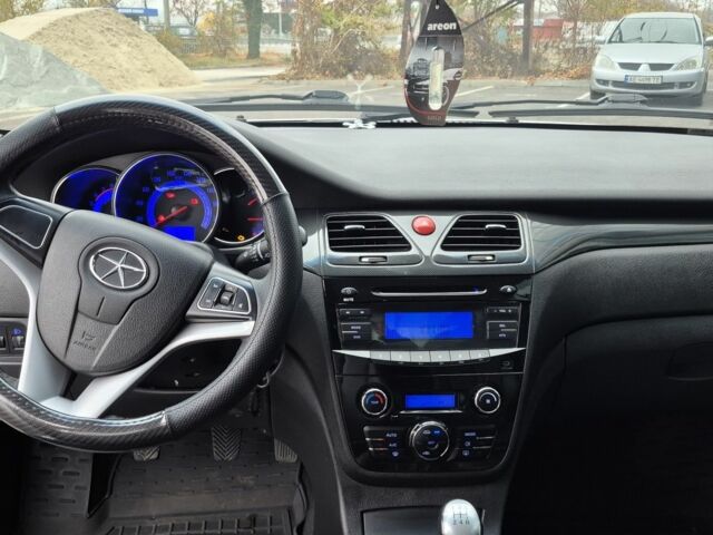 Сірий Джилі Мапл, об'ємом двигуна 1.5 л та пробігом 35 тис. км за 6500 $, фото 7 на Automoto.ua