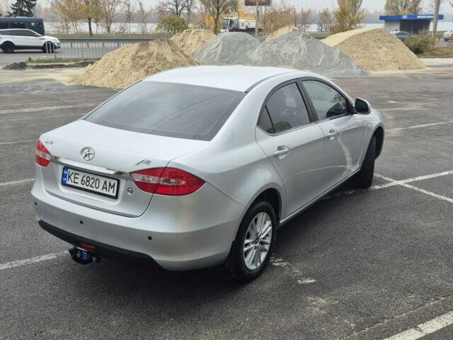 Серый Джили Мапл, объемом двигателя 1.5 л и пробегом 28 тыс. км за 7400 $, фото 12 на Automoto.ua