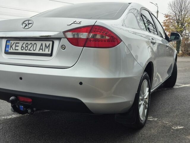 Серый Джили Мапл, объемом двигателя 1.5 л и пробегом 30 тыс. км за 6500 $, фото 3 на Automoto.ua