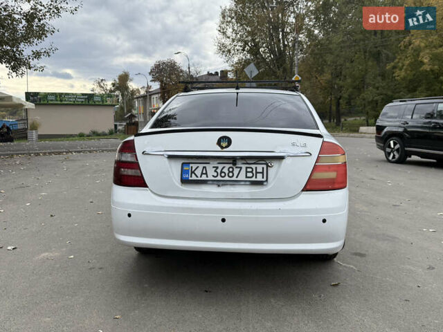Белый Джили СЛ, объемом двигателя 1.8 л и пробегом 267 тыс. км за 1500 $, фото 3 на Automoto.ua