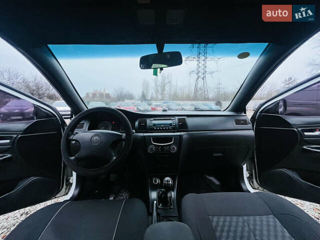 Білий Джилі СЛ, об'ємом двигуна 1.79 л та пробігом 184 тис. км за 3400 $, фото 13 на Automoto.ua