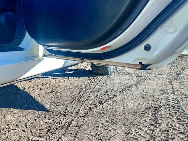 Белый Джили СЛ, объемом двигателя 1.8 л и пробегом 60 тыс. км за 4800 $, фото 6 на Automoto.ua