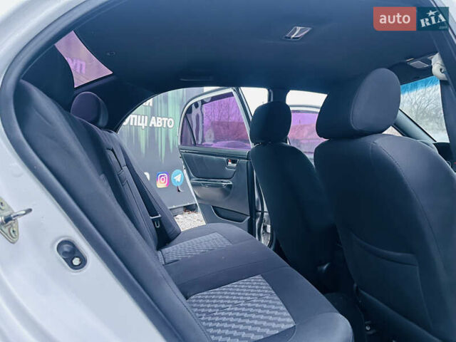 Білий Джилі СЛ, об'ємом двигуна 1.79 л та пробігом 184 тис. км за 3400 $, фото 16 на Automoto.ua
