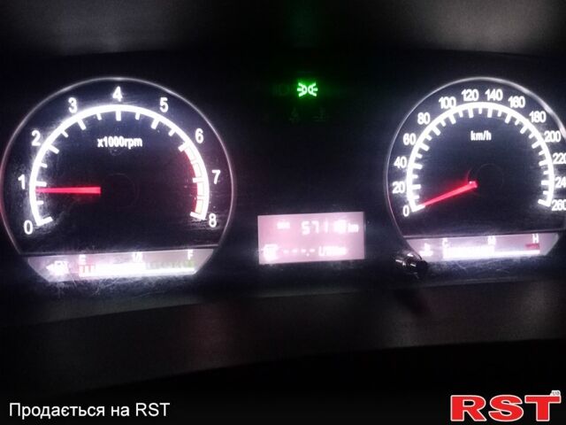 Белый Джили СЛ, объемом двигателя 1.8 л и пробегом 60 тыс. км за 4800 $, фото 5 на Automoto.ua