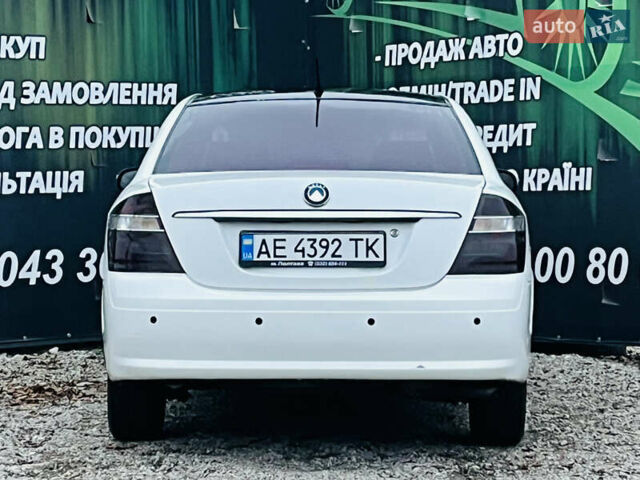 Білий Джилі СЛ, об'ємом двигуна 1.79 л та пробігом 184 тис. км за 3400 $, фото 6 на Automoto.ua