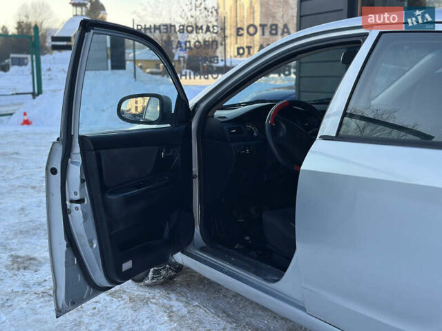 Сірий Джилі СЛ, об'ємом двигуна 1.8 л та пробігом 148 тис. км за 3550 $, фото 16 на Automoto.ua