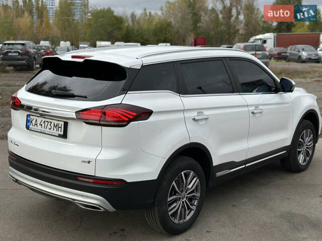 Білий Джилі Atlas Pro, об'ємом двигуна 1.48 л та пробігом 12 тис. км за 17700 $, фото 8 на Automoto.ua
