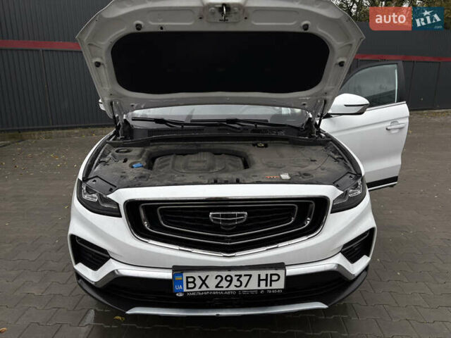 Джилі Atlas Pro 2022 у Полонном на Automoto.ua Білий Джилі Atlas Pro, об'ємом двигуна 1.48 л та пробігом 35 тис. км за 17000 $, фото 11 на Automoto.ua