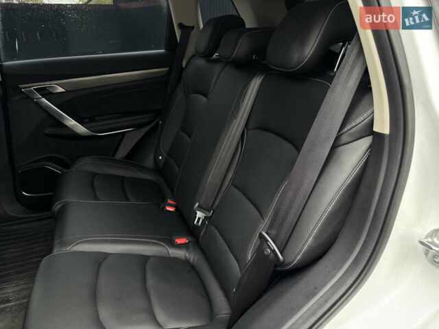 Джилі Atlas Pro 2022 у Полонном на Automoto.ua Білий Джилі Atlas Pro, об'ємом двигуна 1.48 л та пробігом 35 тис. км за 17000 $, фото 13 на Automoto.ua