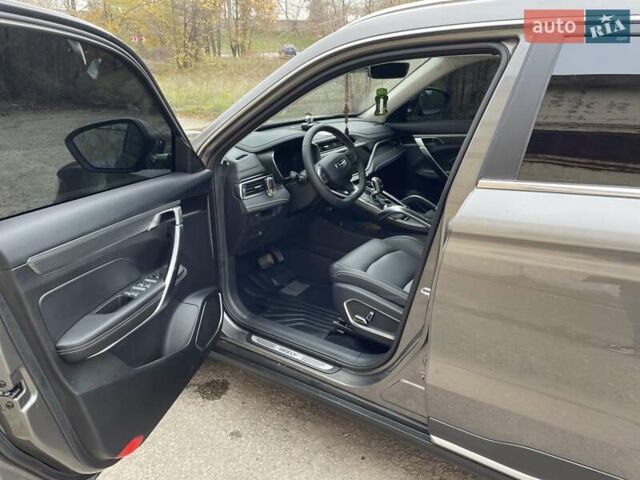 Сірий Джилі Atlas Pro, об'ємом двигуна 1.48 л та пробігом 3 тис. км за 18000 $, фото 12 на Automoto.ua