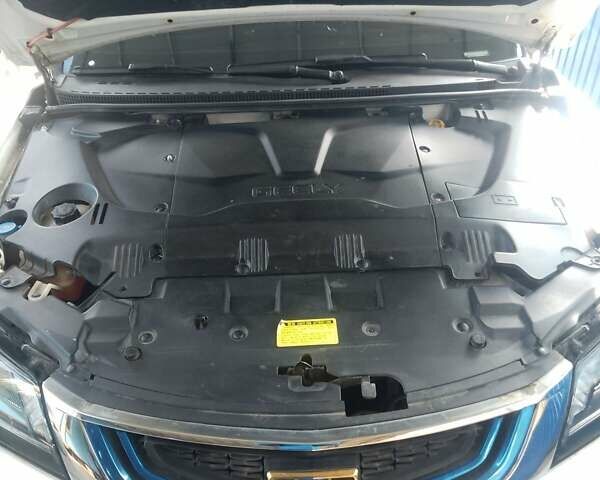 Белый Джили Emgrand EV253, объемом двигателя 0 л и пробегом 105 тыс. км за 8200 $, фото 13 на Automoto.ua