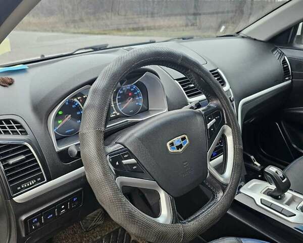 Белый Джили Emgrand EV253, объемом двигателя 0 л и пробегом 132 тыс. км за 9500 $, фото 7 на Automoto.ua